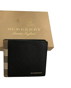 Burberry House Check Leather International Bifold Wallet