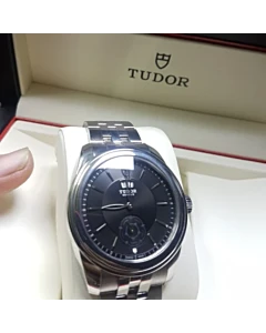 Tudor Glamour Double Date